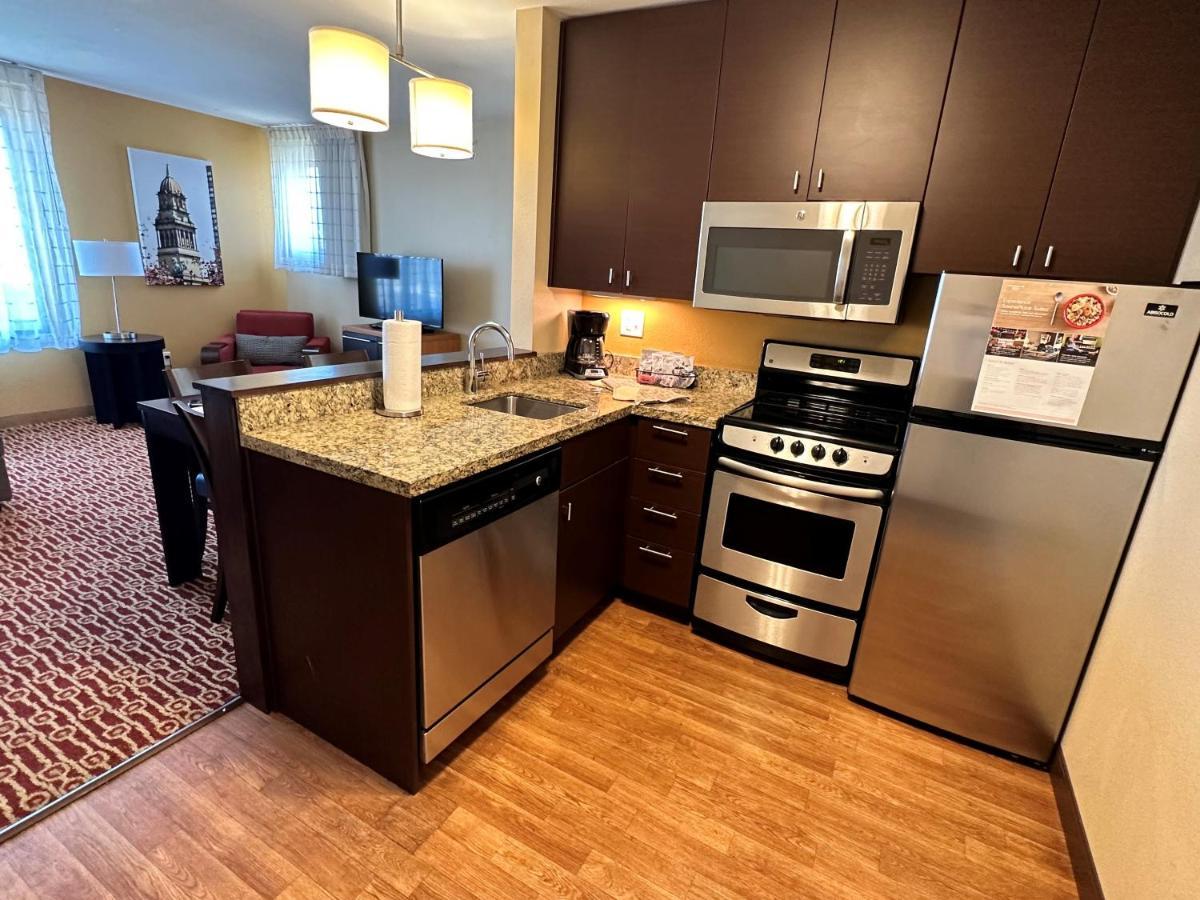 Towneplace Suites By Marriott Detroit Troy Eksteriør bilde